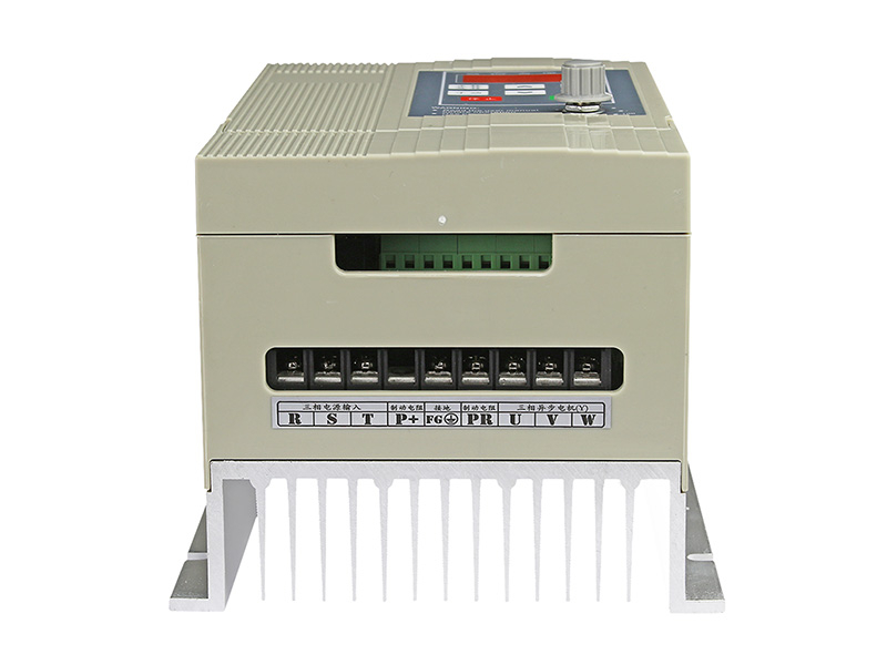 4000H通用變頻器，變頻器三相380V，變頻器廠家，電機(jī)變頻器