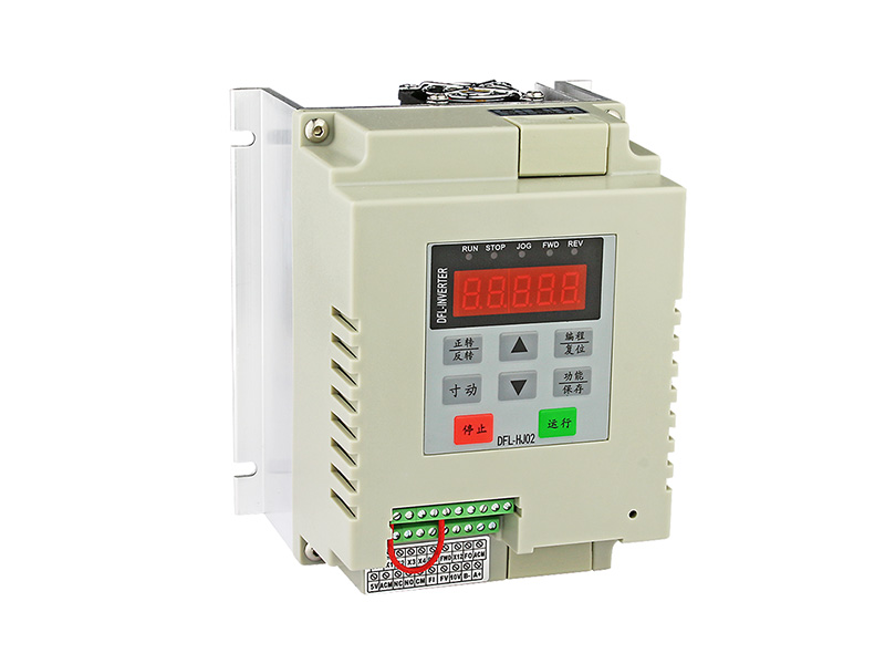 200N單相水泵變頻器，220V供水變頻器，恒壓供水變頻器